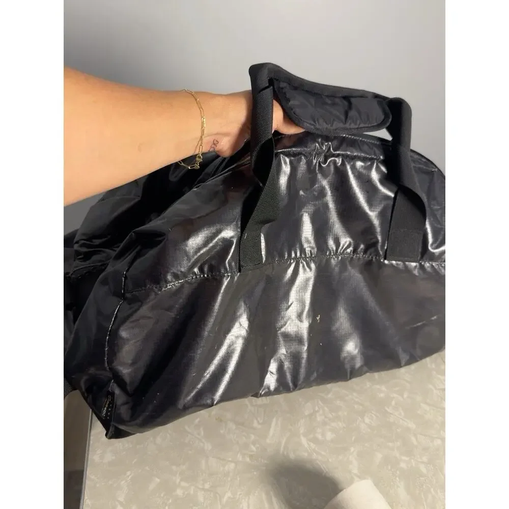 Supreme Large Black Nylon Logo Duffle Bag Zip Closure Adjustable Shoulder Strap